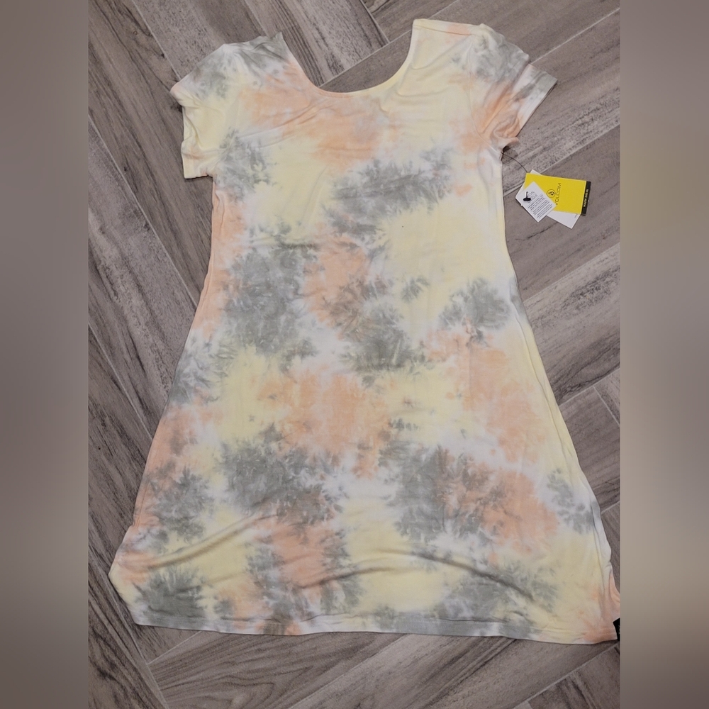Volcom girls 8/10 dress tyedye